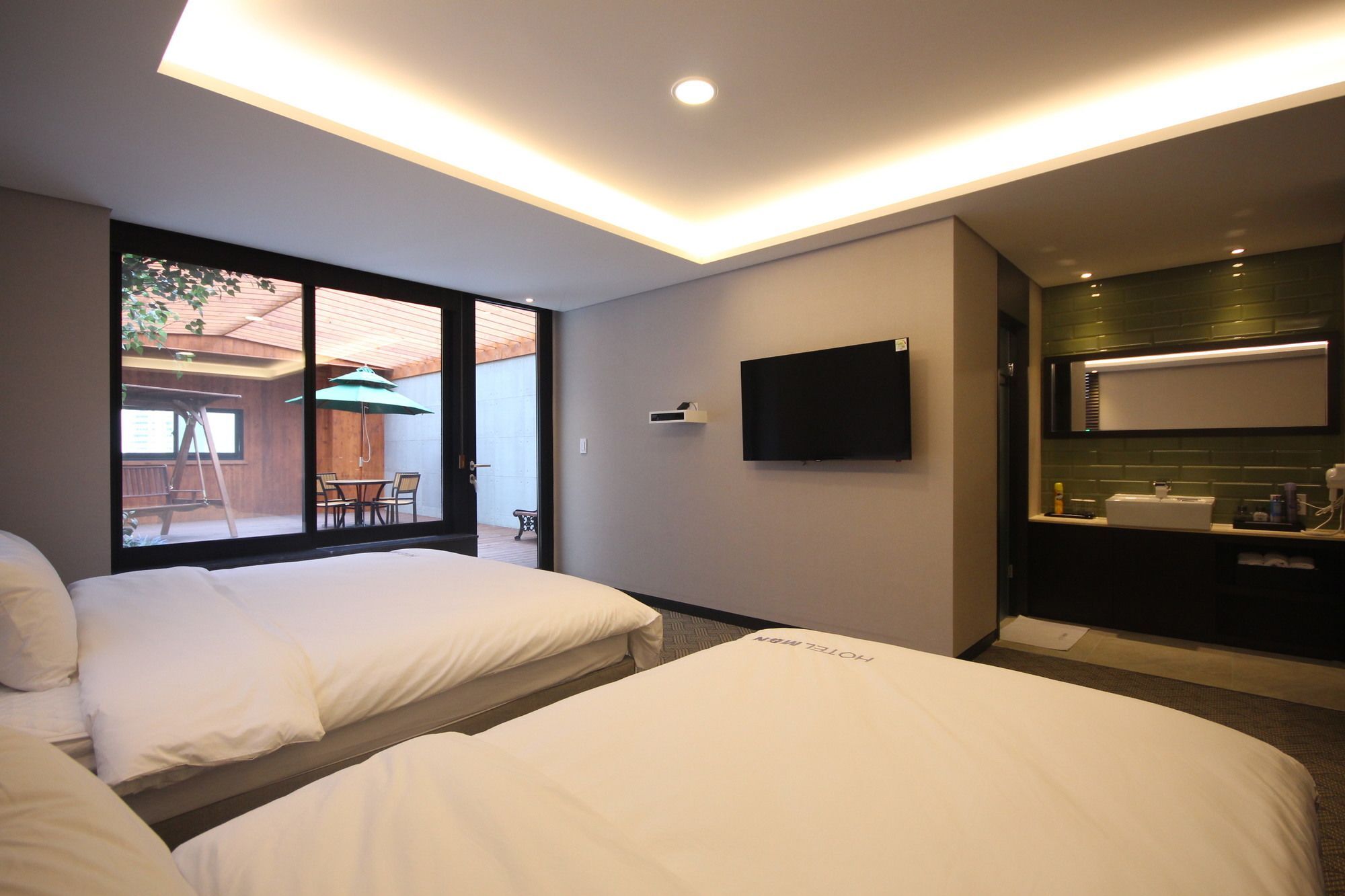Mbn Hotel Changwon Exterior foto